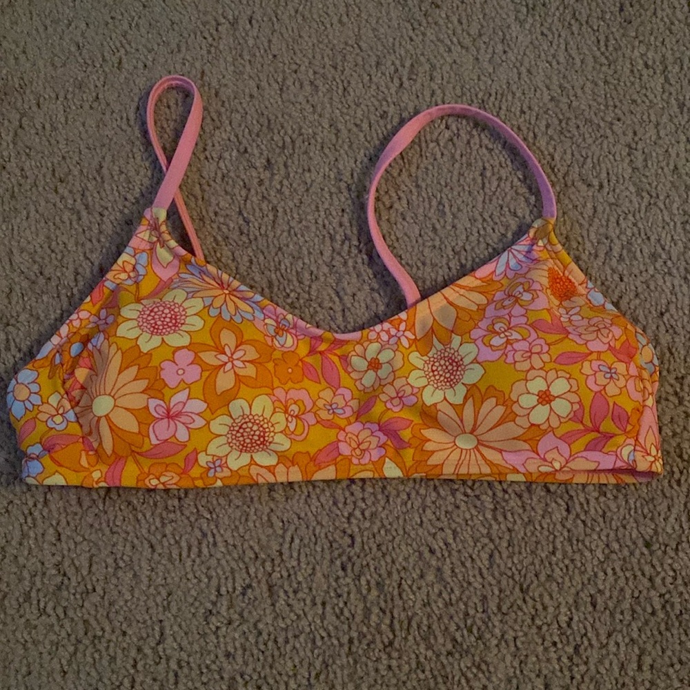 BRAND NEW target bikini top